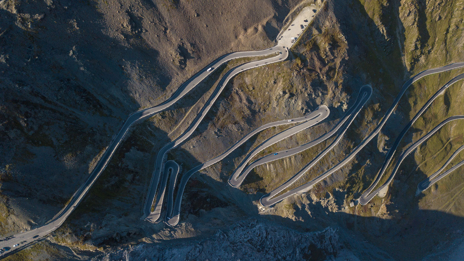 Band of Climbers Escapes