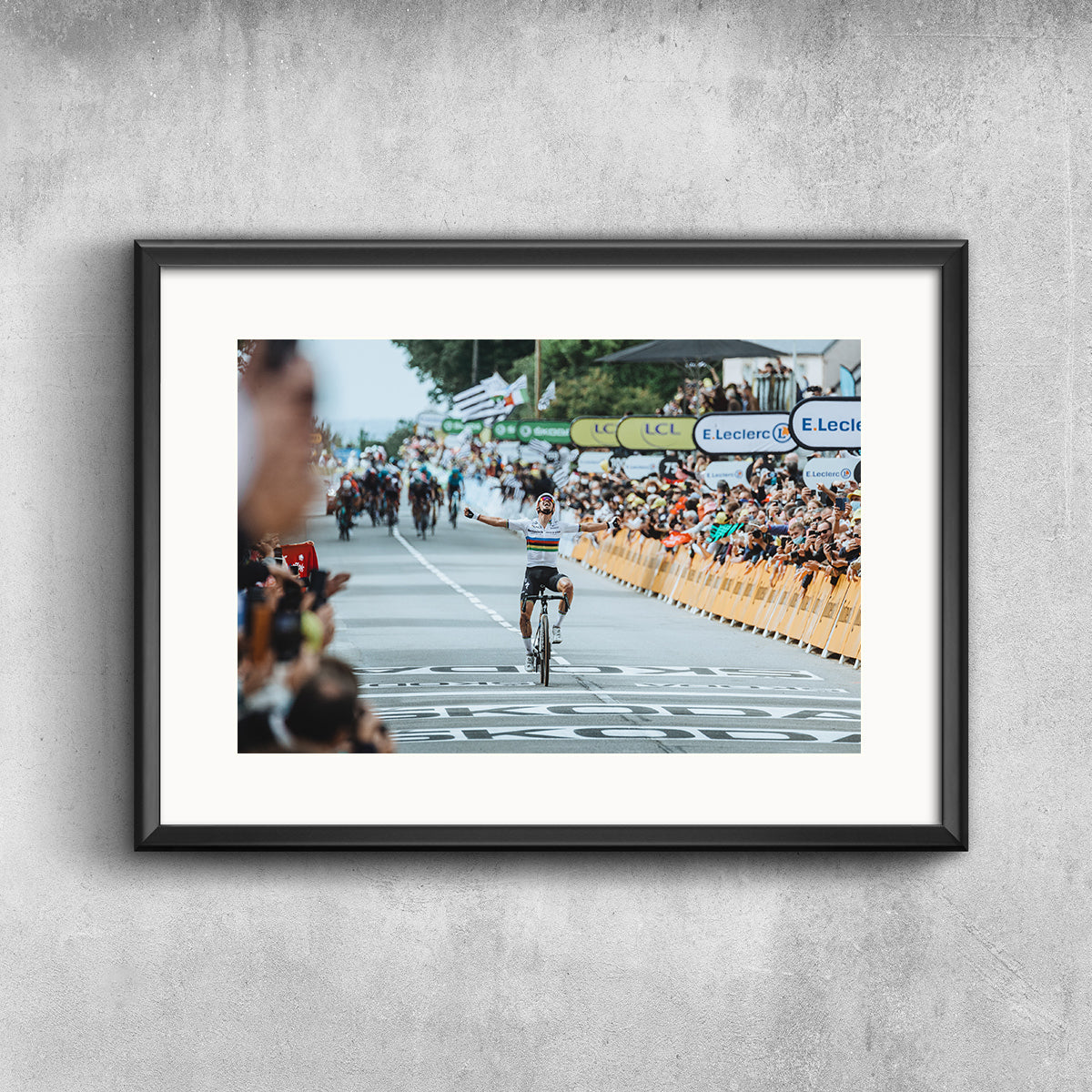 Claiming the Maillot Jaune